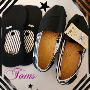 Womans "Tom's" flat canvas shoes